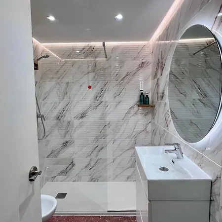 Appartement Amplio Familiar Con Parking Privado En Pleno Centro De