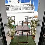 Amplio Familiar Con Parking Privado En Pleno Centro De Apartment Cordoba