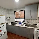 Amplio Familiar Con Parking Privado En Pleno Centro De Apartment