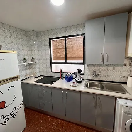 Amplio Familiar Con Parking Privado En Pleno Centro De Apartamento