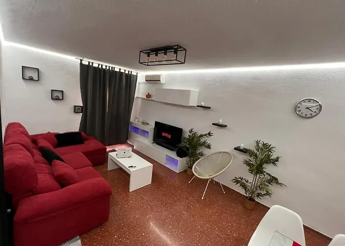 Apartmán Amplio Familiar Con Parking Privado En Pleno Centro De *