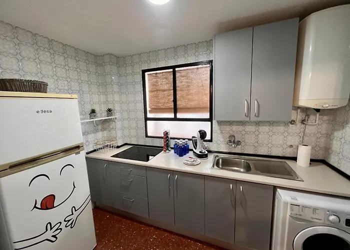 Amplio Familiar Con Parking Privado En Pleno Centro De Apartmán