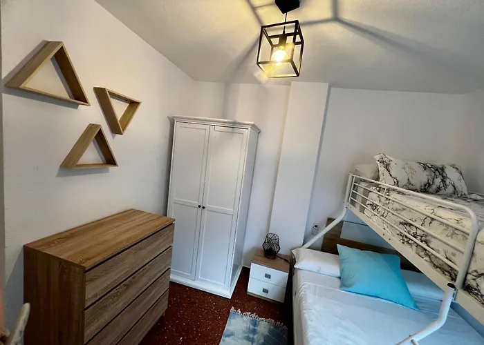 Amplio Familiar Con Parking Privado En Pleno Centro De Apartmán *