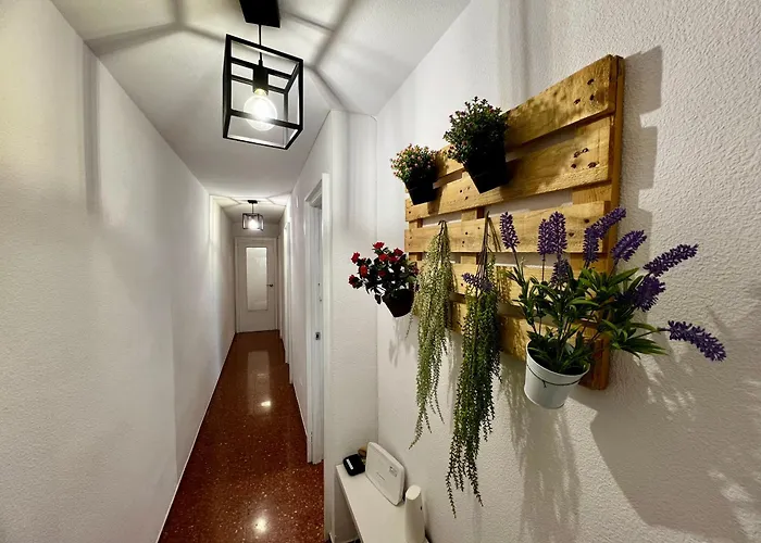 Amplio Familiar Con Parking Privado En Pleno Centro De