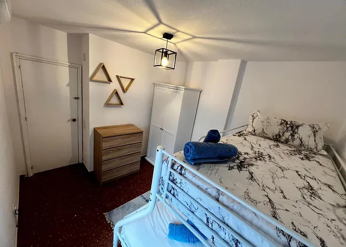 Apartmán Amplio Familiar Con Parking Privado En Pleno Centro De