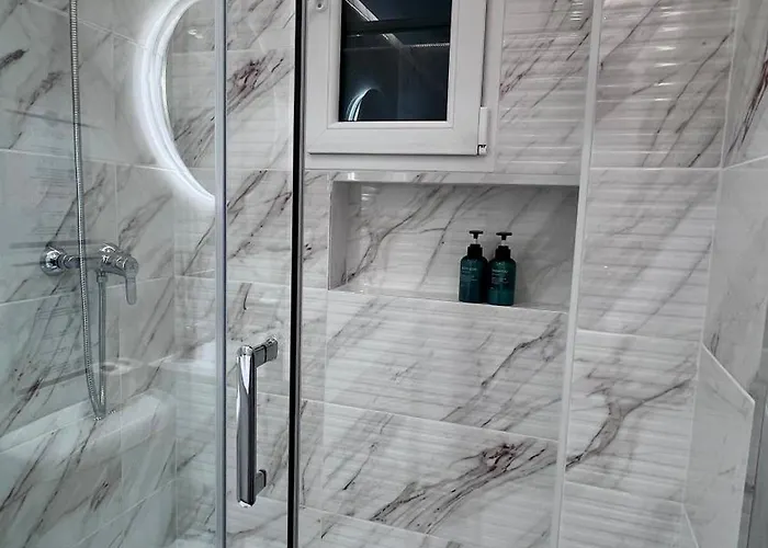 Amplio Familiar Con Parking Privado En Pleno Centro De * קורדובה