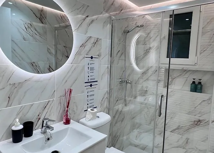 Amplio Familiar Con Parking Privado En Pleno Centro De