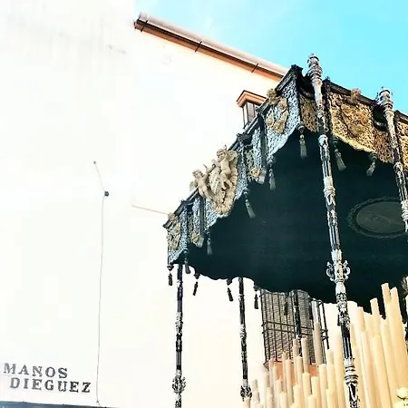 Amplio Familiar Con Parking Privado En Pleno Centro De Apartamento Córdoba